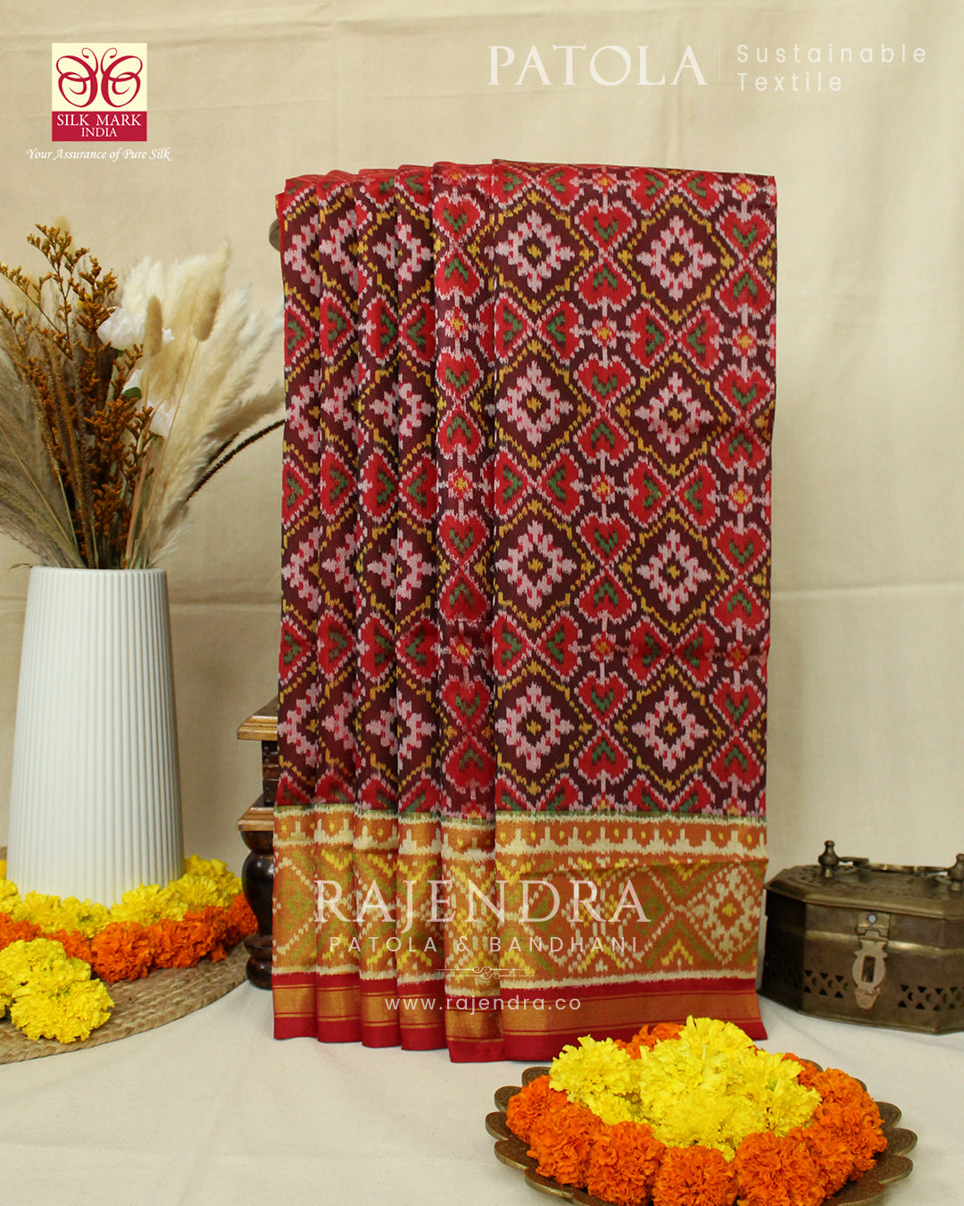 Buy Orange Banarasi Silk Meenakari Woven Patola Saree Festive Wear Online  at Best Price | Cbazaar
